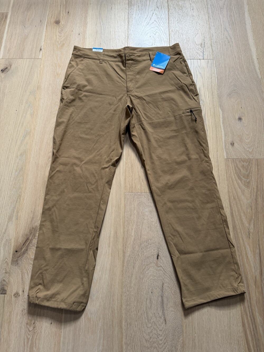 NWT Columbia Pants Men's 36x30 Khaki Brown Causal Hiking Athleisure Utility